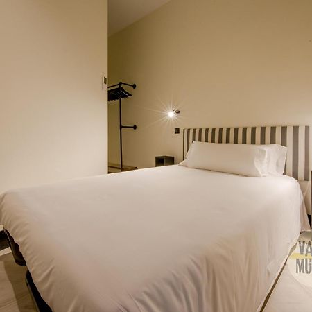 Iconic Apt En Plena Plaza Del Carmen Para 4Pax E3 Madrid Extérieur photo
