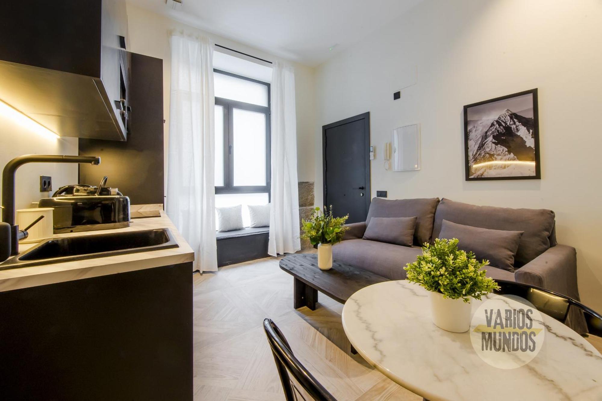 Iconic Apt En Plena Plaza Del Carmen Para 4Pax E3 Madrid Extérieur photo
